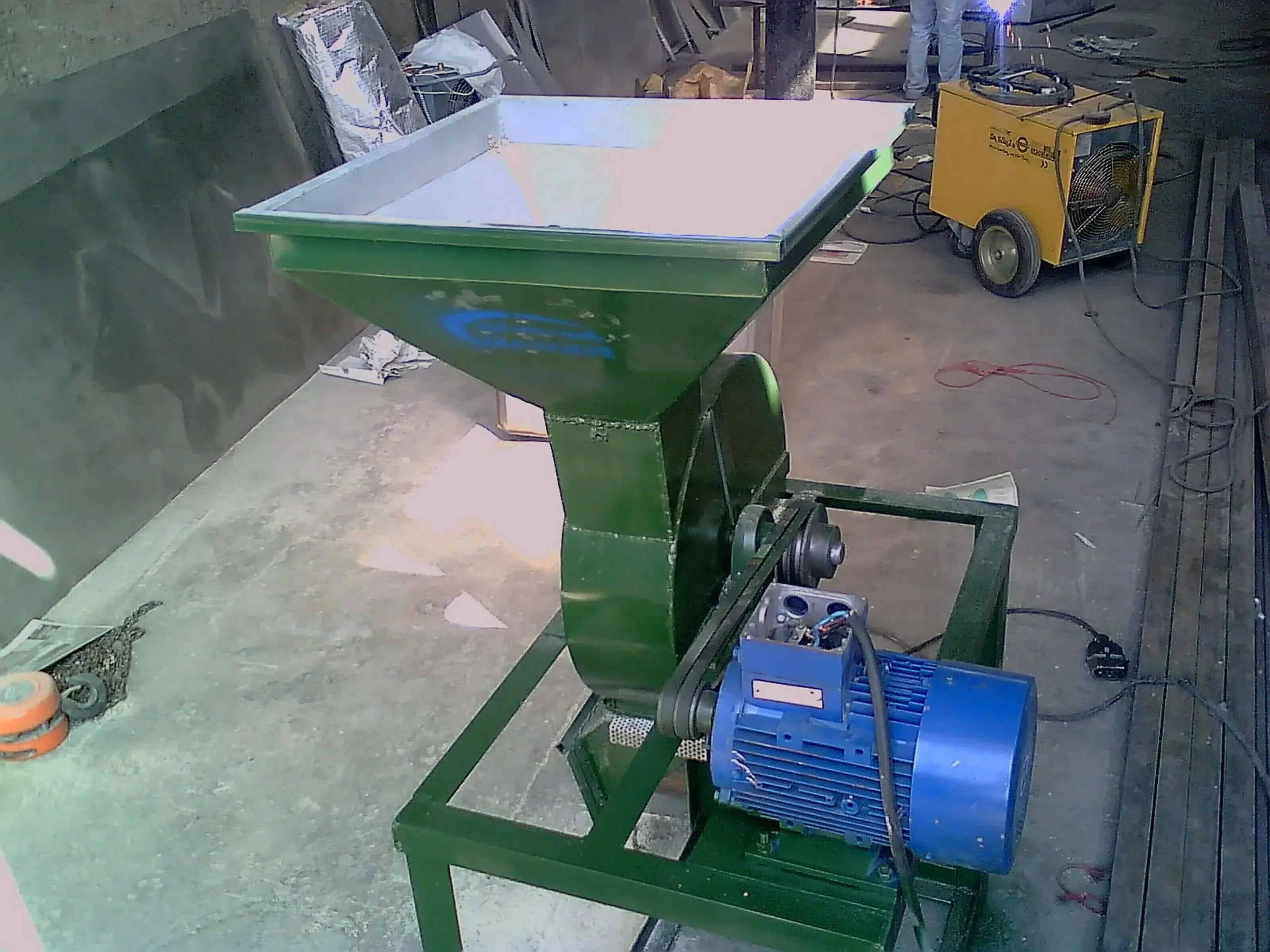 دستگاه خرد کن علوفه