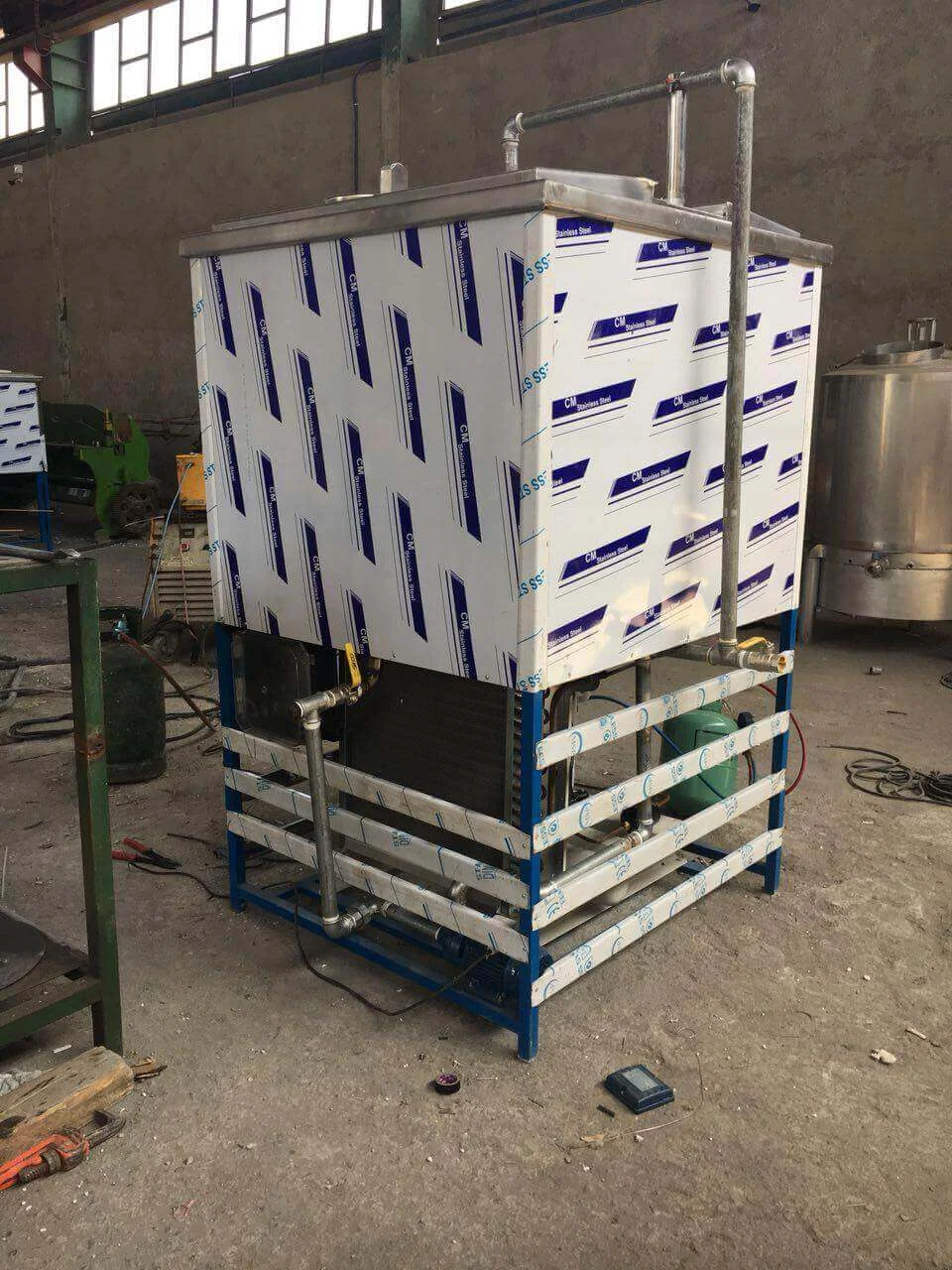 جزئیات دستگاه خنک کننده شیر